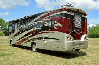 32 FOOT SLEEP 7 SMALL CLASS A MOTOR HOME RV  