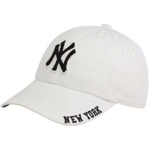   New York Yankees White Franchise Fitted Hat (Small)