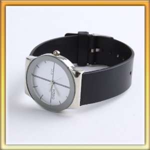   no digital dial black imitation leather Strap Watch men W0033 Beauty