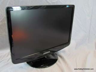 FOR SALE Samsung SyncMaster 932 BW Flat Screen LCD Monitor 19