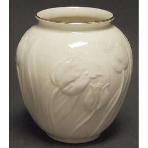  Lenox China Mothers Day Vase No Box, Collectible