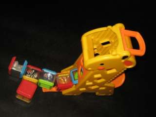 PEEK A BLOCKS ROLL A ROUNDS MUSICAL GIRAFFE GUMBALL MACHINE TRUCK 