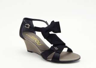 color blacks size select variation size width narrow medium wide heel 
