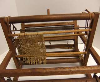 Vintage Peacock Table Top 12 Inch Weaving Loom w/Manual Learn 