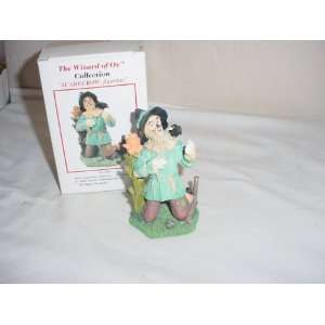  Wizard of Oz Scarecrow Figurine 